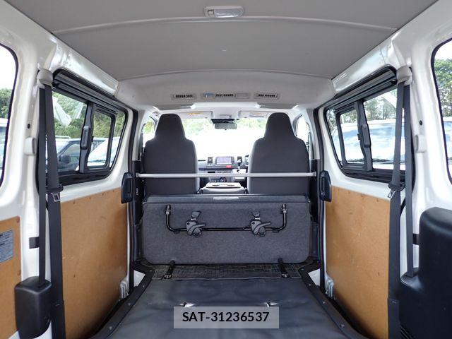 Toyota HIACE VAN 2022-10 6993982-25