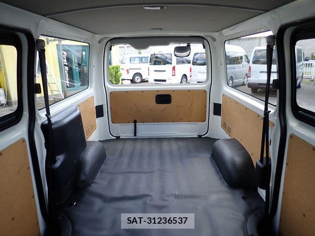 Toyota HIACE VAN 2022-10 6993982-26
