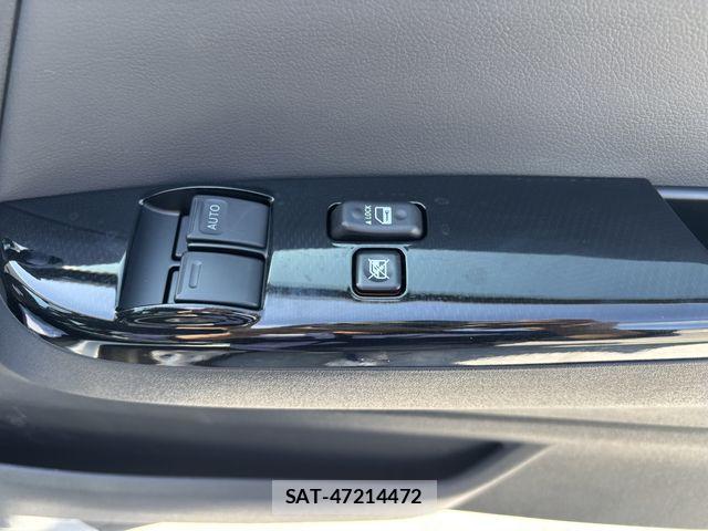 Toyota HIACE VAN 2026-03 6993980-21