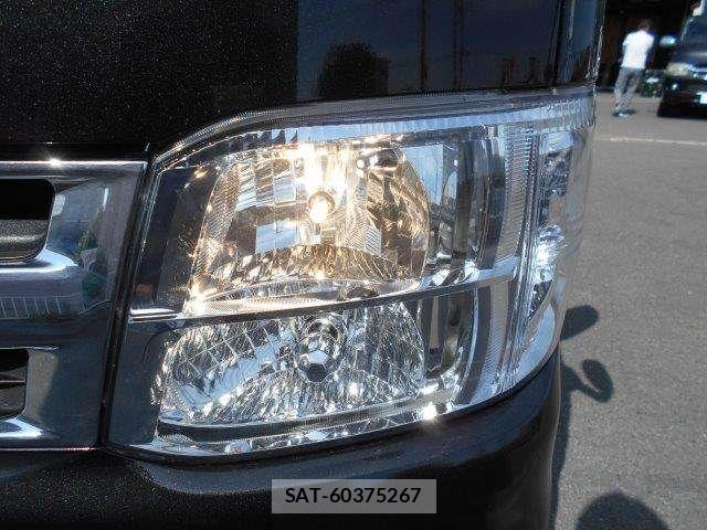 Toyota HIACE VAN 2011-11 6993985-13