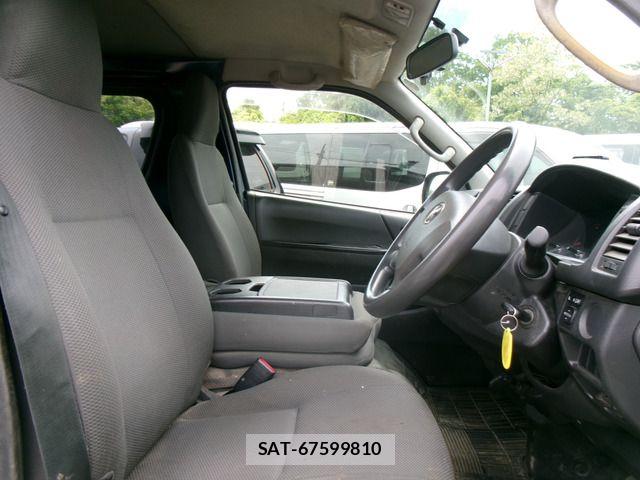 Toyota HIACE VAN 2016-03 6993997-7