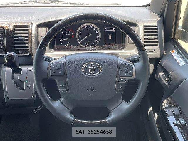 Toyota HIACE VAN 2025-07 6993979-15