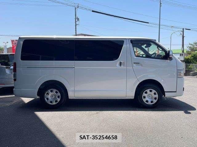 Toyota HIACE VAN 2025-07 6993979-21