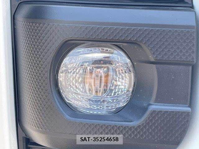 Toyota HIACE VAN 2025-07 6993979-29