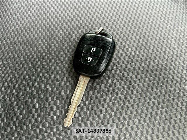 Toyota HIACE VAN 2024-03 7020580-24