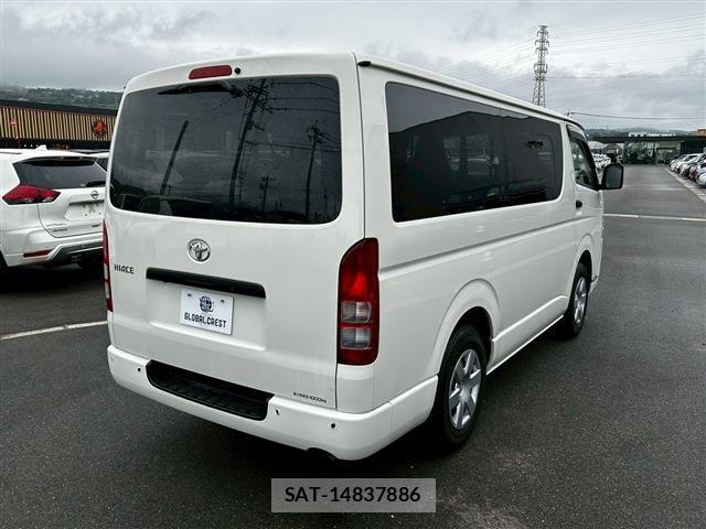 Toyota HIACE VAN 2024-03 7020580-5