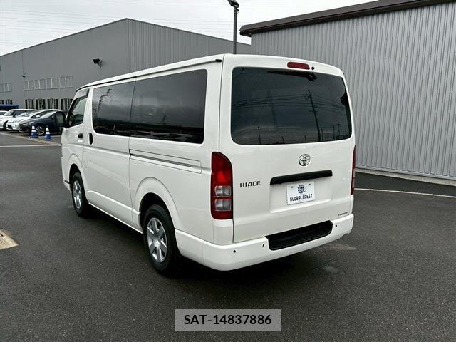 Toyota HIACE VAN 2024-03 7020580-7