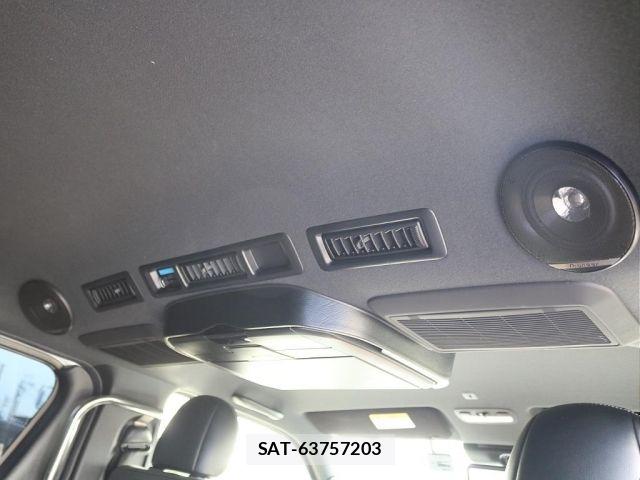 Toyota HIACE VAN 2022-03 7058770-13