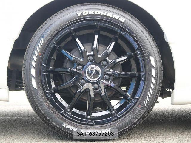 Toyota HIACE VAN 2022-03 7058770-16