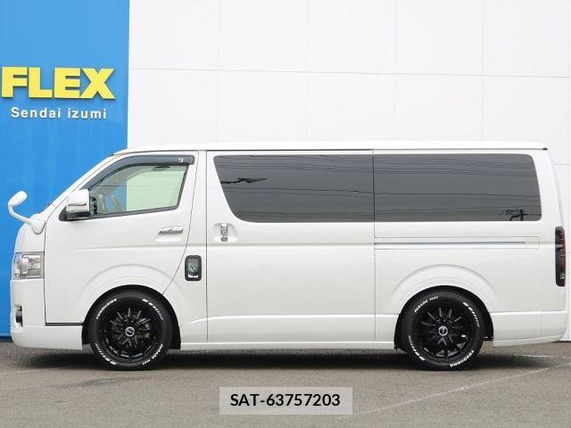 Toyota HIACE VAN 2022-03 7058770-17