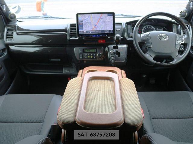 Toyota HIACE VAN 2022-03 7058770-1
