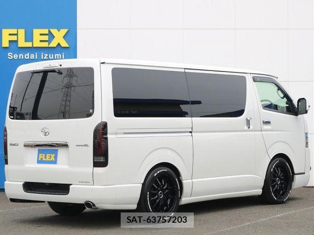 Toyota HIACE VAN 2022-03 7058770-19