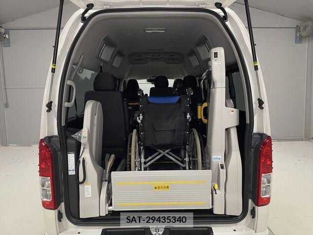 Toyota HIACE VAN 2026-04 7058766-10