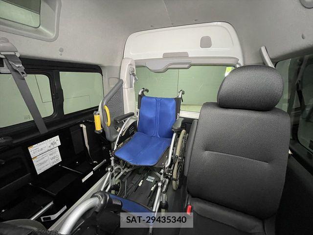 Toyota HIACE VAN 2026-04 7058766-11