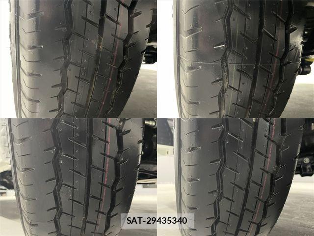 Toyota HIACE VAN 2026-04 7058766-28