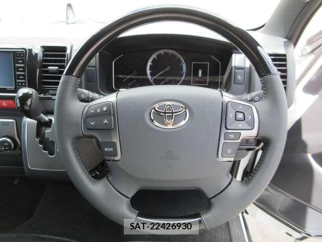 Toyota HIACE VAN 2026-04 7058769-10