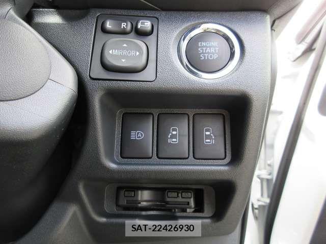 Toyota HIACE VAN 2026-04 7058769-11