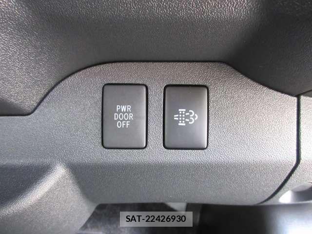 Toyota HIACE VAN 2026-04 7058769-12