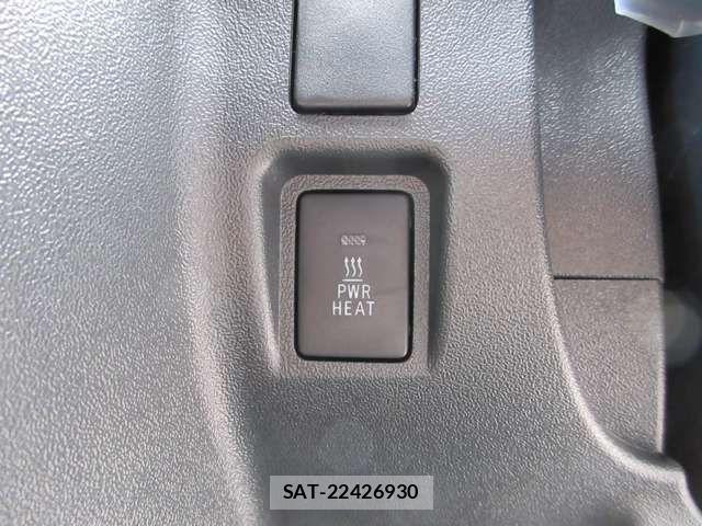 Toyota HIACE VAN 2026-04 7058769-13