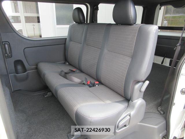 Toyota HIACE VAN 2026-04 7058769-21
