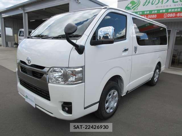 Toyota HIACE VAN 2026-04 7058769-8