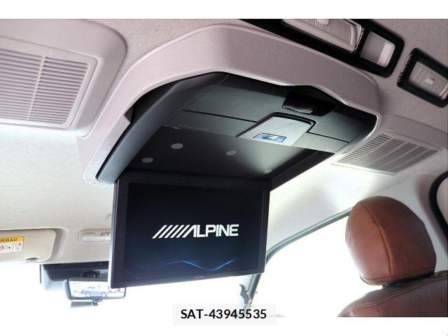 Toyota HIACE VAN 2024-01 7058763-17