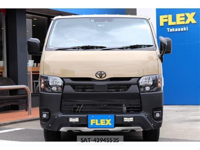 Toyota HIACE VAN 2024-01 7058763-5