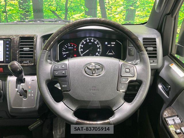 Toyota HIACE VAN 2021-07 7219365-10