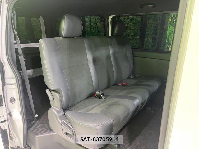 Toyota HIACE VAN 2021-07 7219365-8