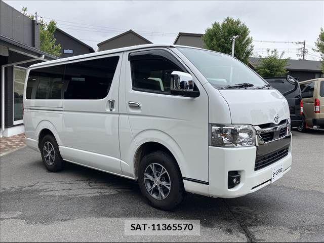 Toyota HIACE VAN 2023-11 7219380-10