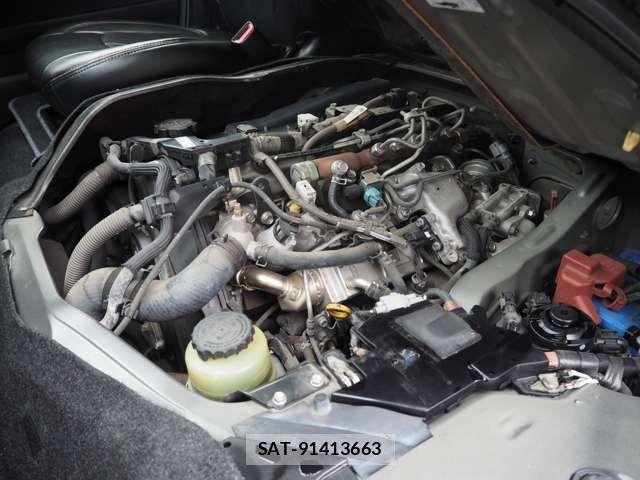 Toyota HIACE VAN 2017-07 7219354-19