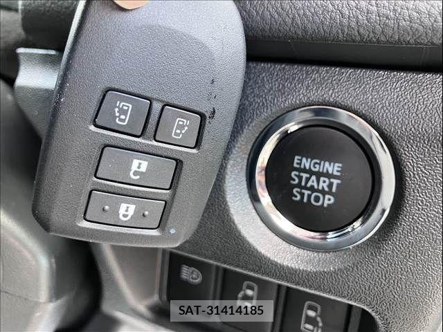 Toyota HIACE VAN 2025-08 7219390-16