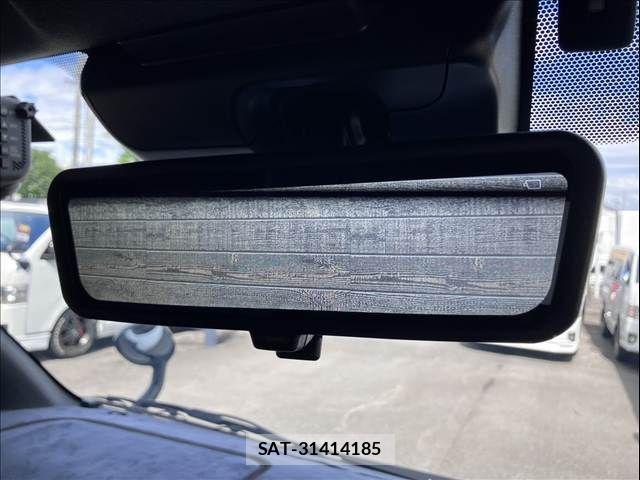 Toyota HIACE VAN 2025-08 7219390-17