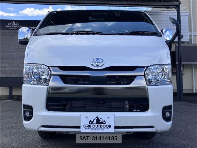 Toyota HIACE VAN 2025-08 7219390-1