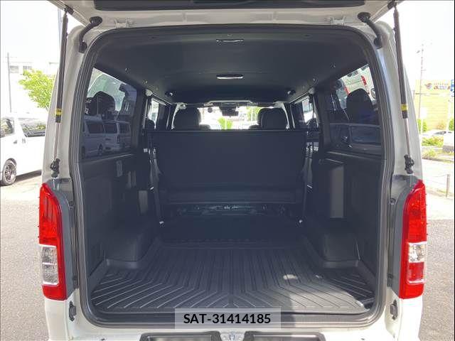 Toyota HIACE VAN 2025-08 7219390-19