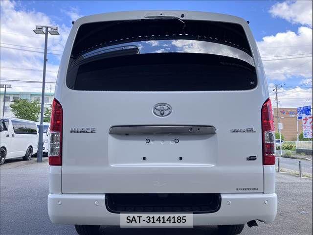 Toyota HIACE VAN 2025-08 7219390-2