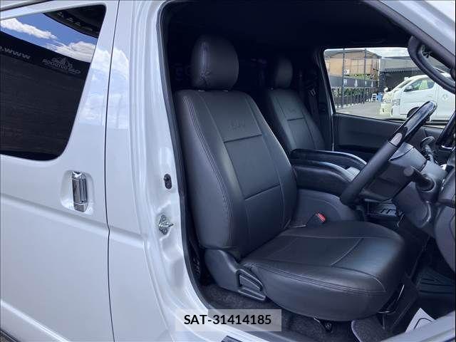 Toyota HIACE VAN 2025-08 7219390-6