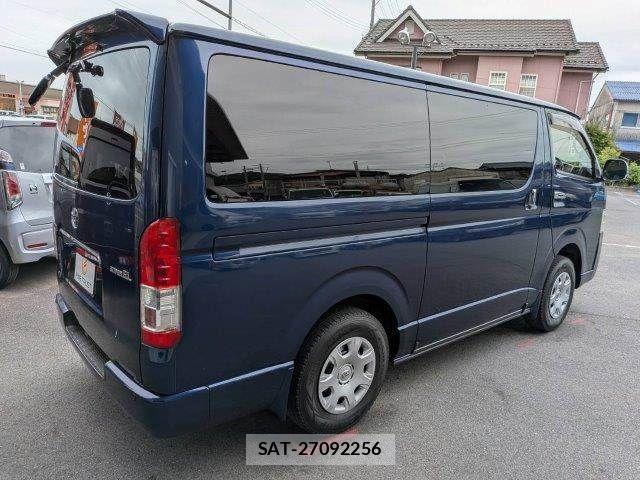Toyota HIACE VAN 2014-03 7219352-17