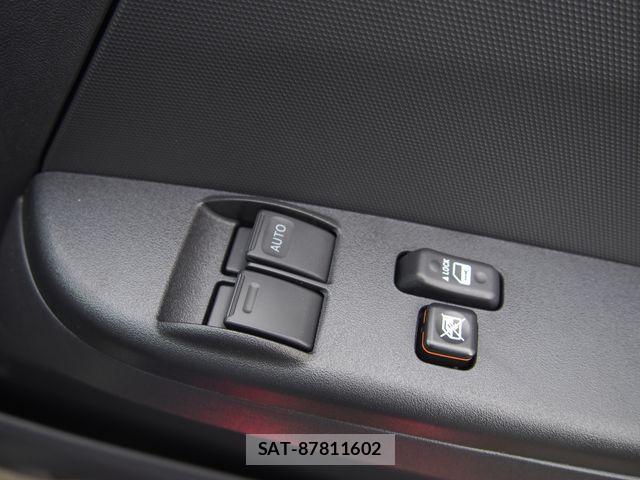 Toyota HIACE VAN 2026-05 7219396-14
