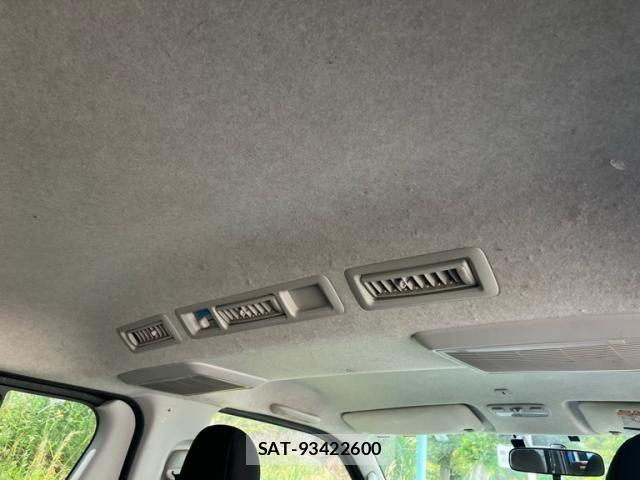 Toyota HIACE VAN 2017-04 7219351-9
