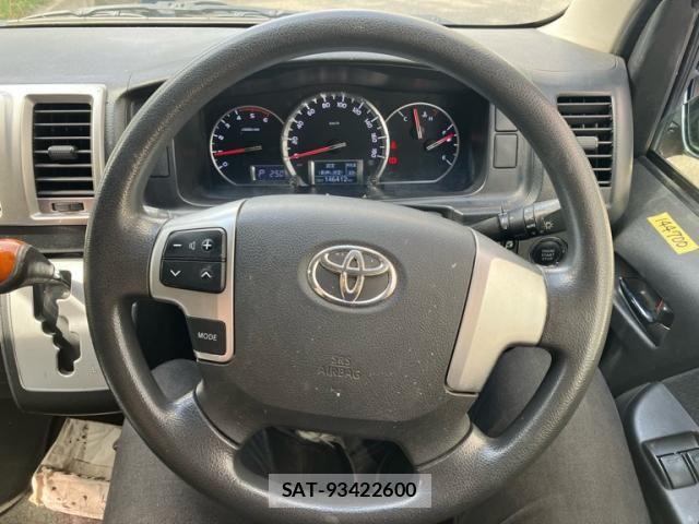 Toyota HIACE VAN 2017-04 7219351-11