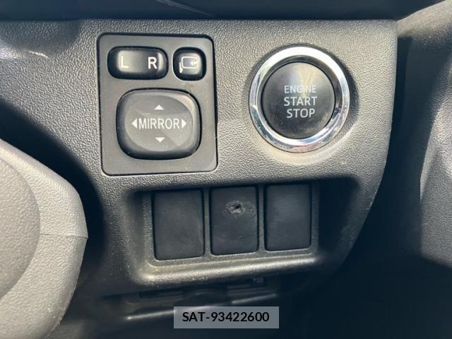Toyota HIACE VAN 2017-04 7219351-12