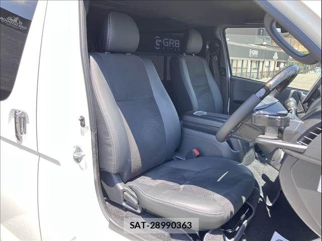 Toyota HIACE VAN 2024-06 7219382-6