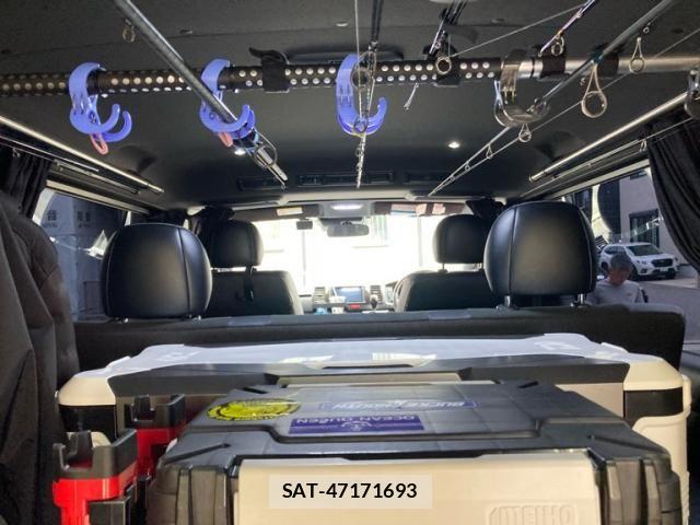 Toyota HIACE VAN 2022-12 7219378-11
