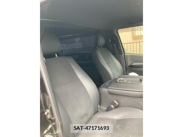 Toyota HIACE VAN 2022-12 7219378-17