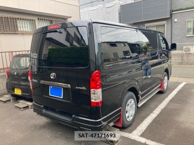 Toyota HIACE VAN 2022-12 7219378-2