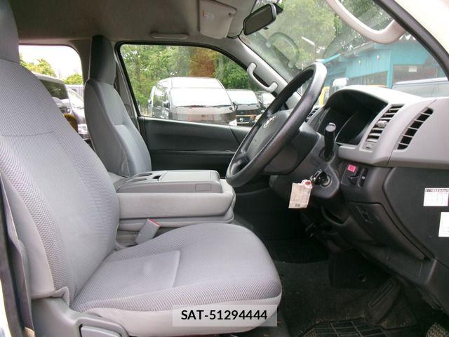 Toyota HIACE VAN 2010-03 7219345-11
