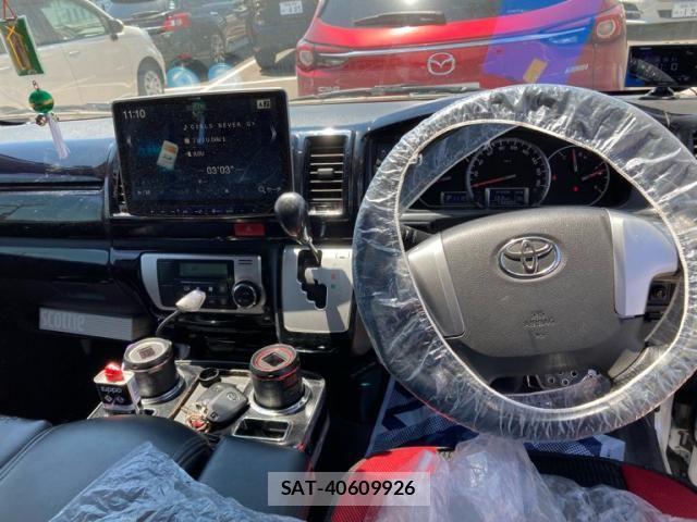 Toyota HIACE VAN 2018-05 7219357-19