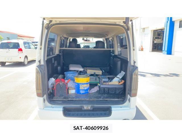 Toyota HIACE VAN 2018-05 7219357-25