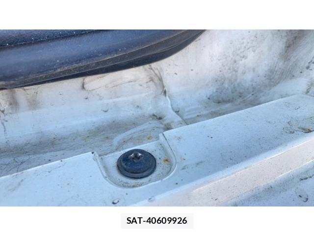Toyota HIACE VAN 2018-05 7219357-27